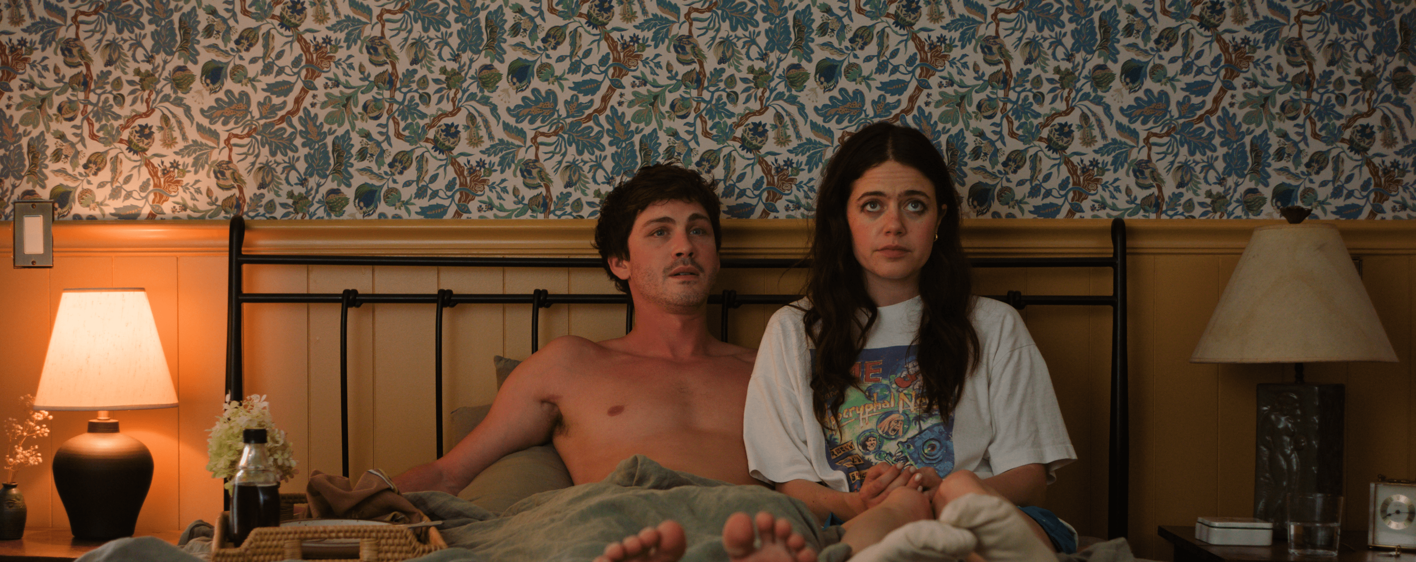 Logan Lerman and Molly Gordon in OH, HI!